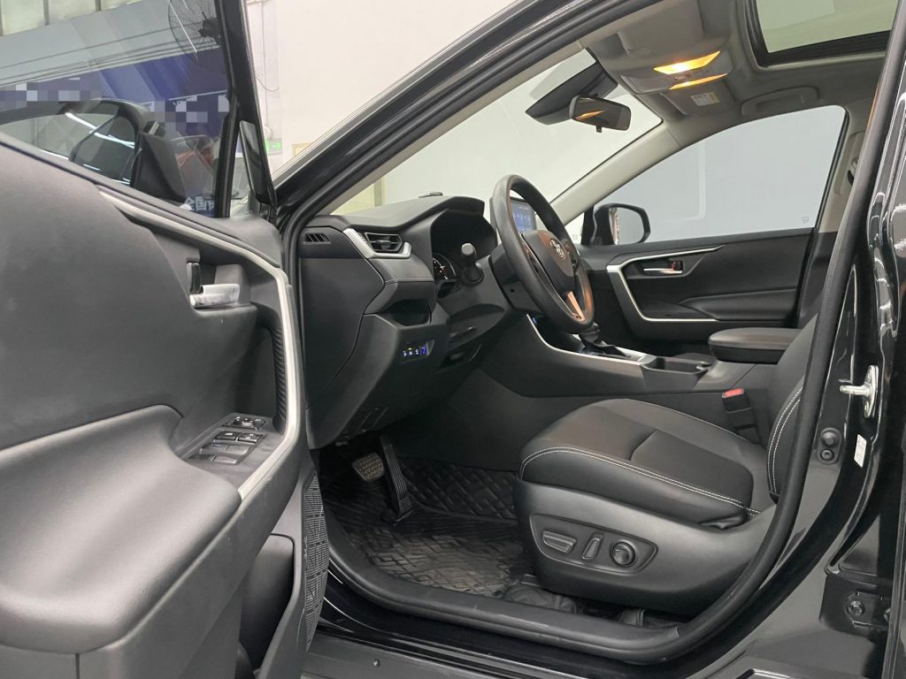 2022 Toyota RAV4 2.0L 2WD Style - Huishida Trading