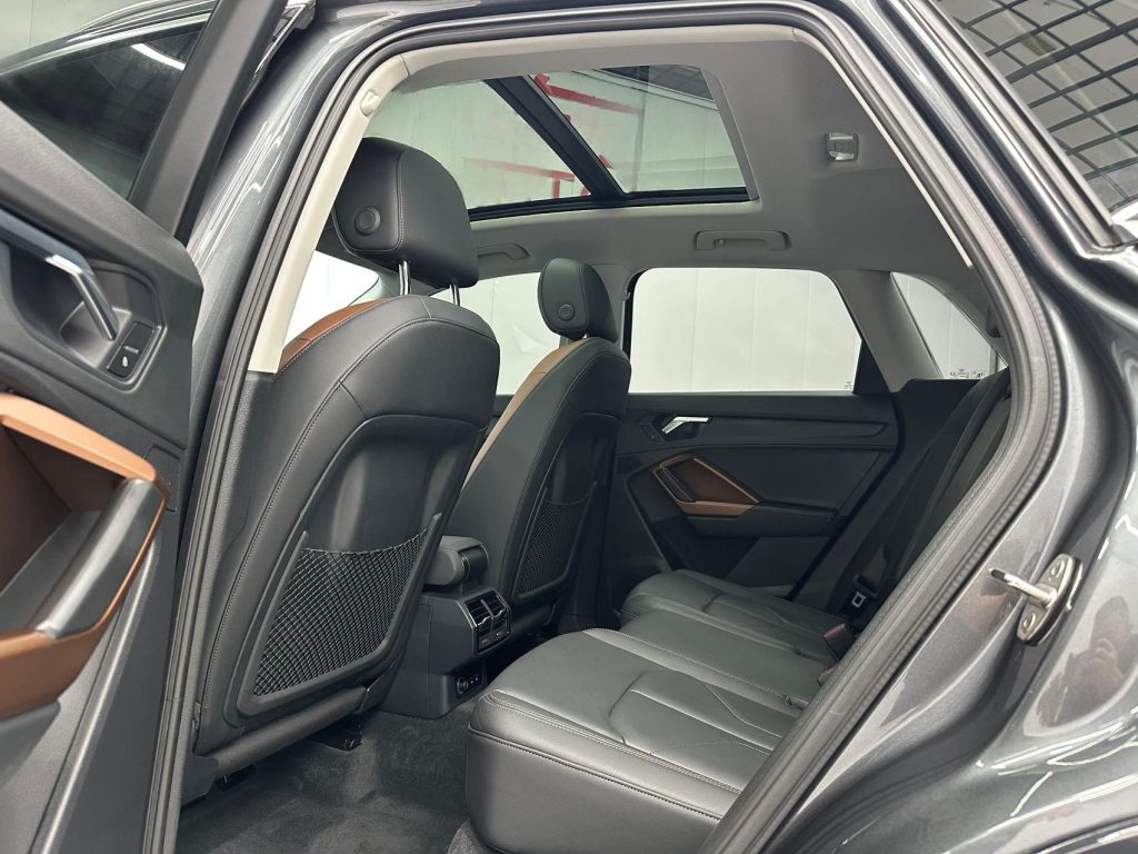 Audi Q3 2022 Model 35 TFSI Style Plus - Huishida Trading
