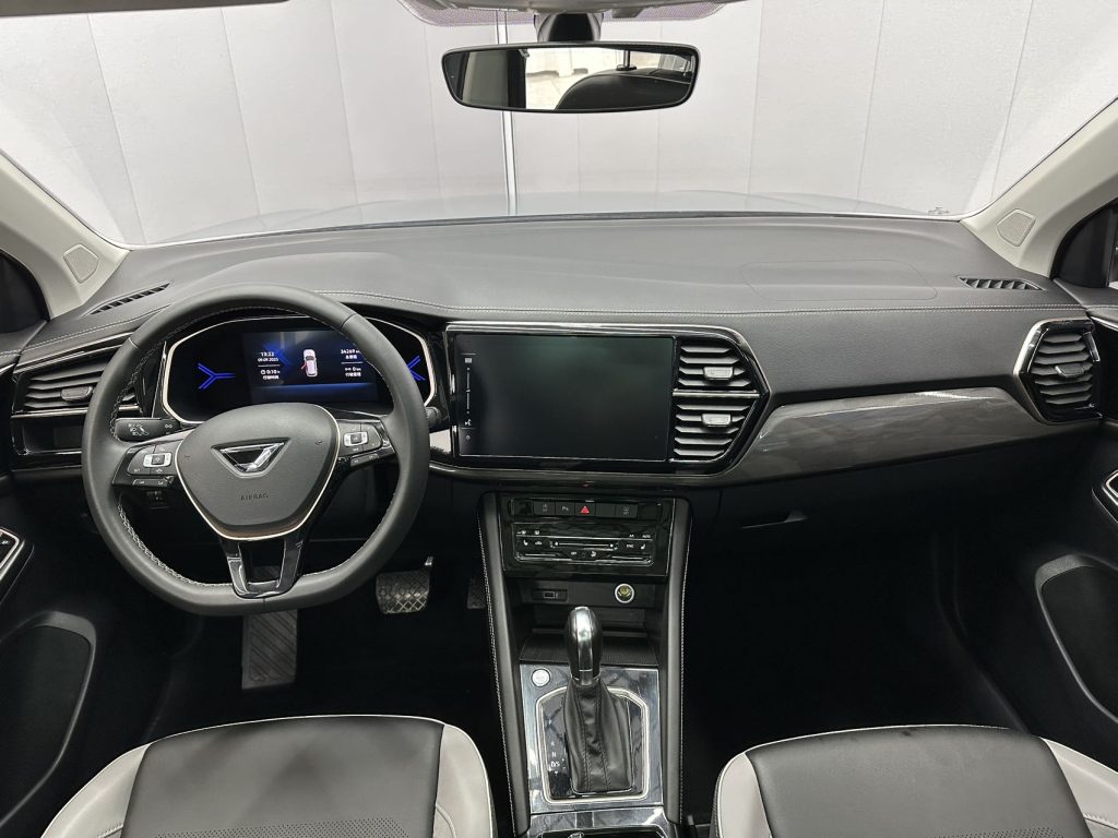 Jetta VS7 2022 Panda Edition 1.4T Automatic Glory Edition Pro - Huishida Trading
