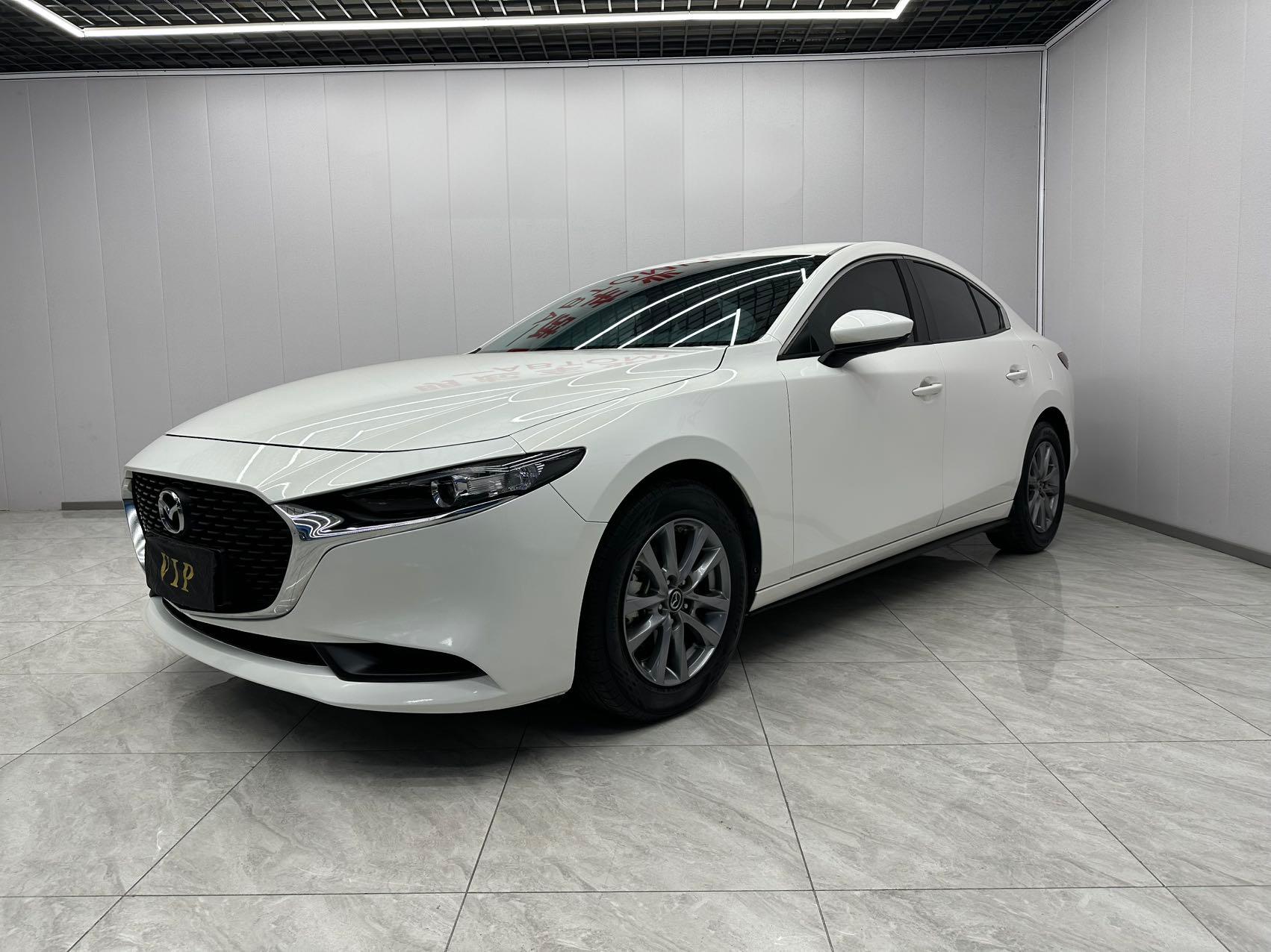 Mazda3 Axela  2021 1,5 л, автоматическая коробка передач, версия Quality Edition