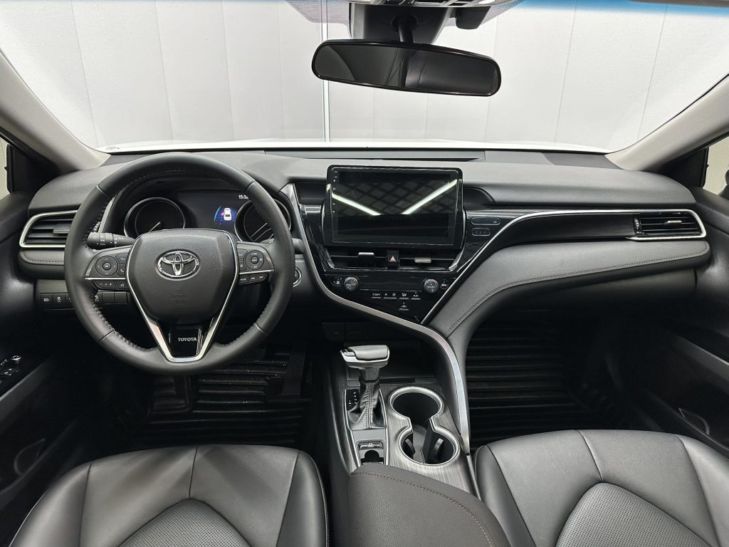 Toyota Camry 2021 2.0G Luxury Edition - Huishida Trading
