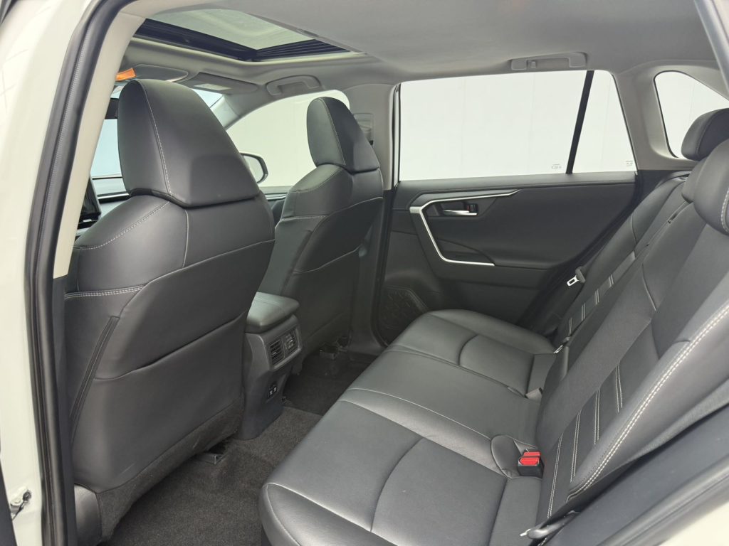 RAV4 2020 Dual-Hybrid 2.5L E-CVT 4WD Elite PLUS Edition - Huishida Trading