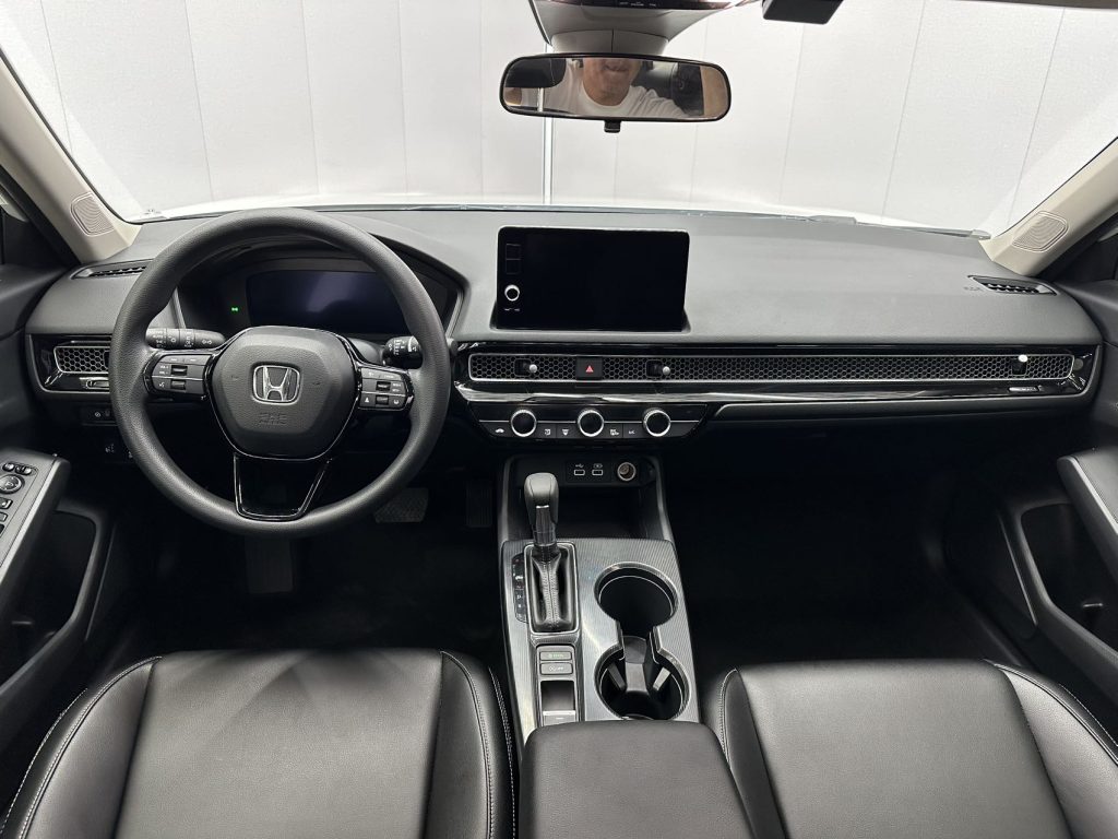 Honda Civic 2022 240TURBO CVT Dynamic Edition - Huishida Trading