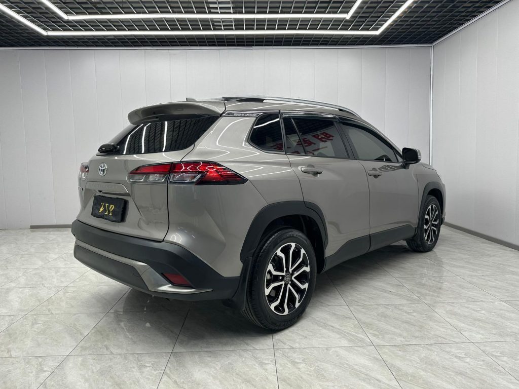 Toyota Frontlander 2022 2.0L CVT Luxury Edition - Huishida Trading