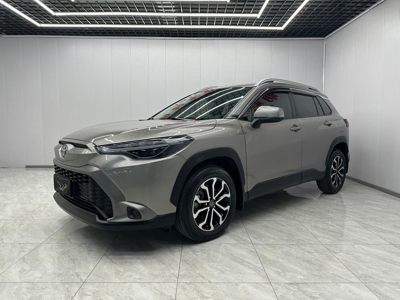 Toyota Frontlander  2022 2.0L CVT Luxury Edition
