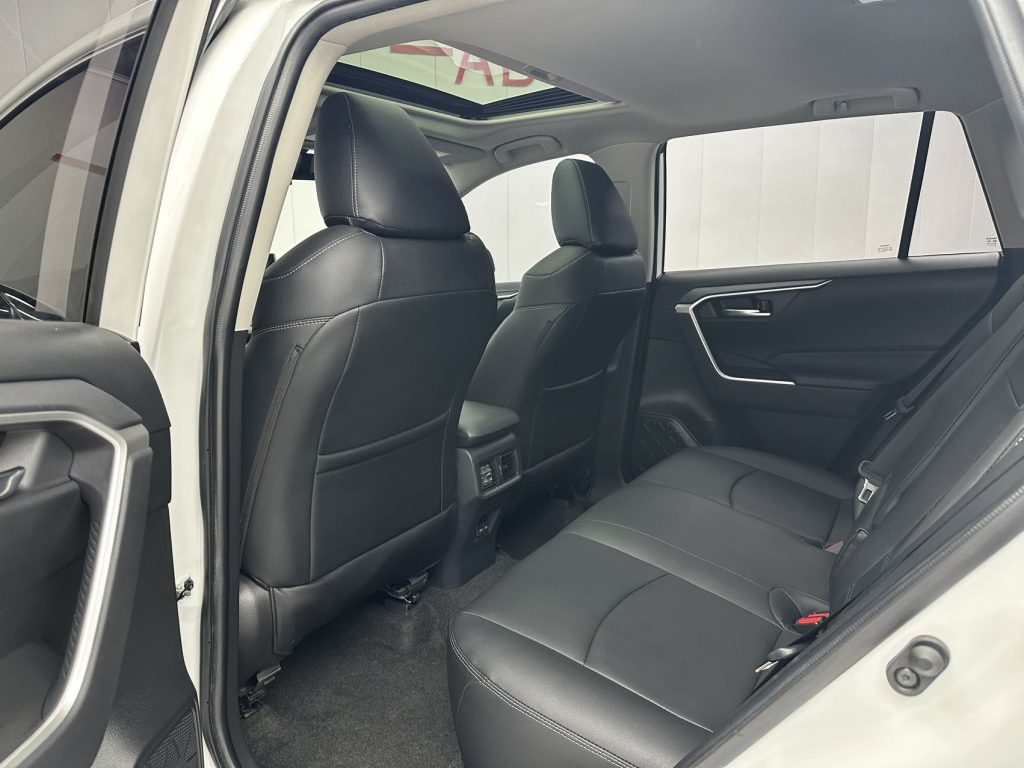Toyota RAV4 2021 года 2,0 л CVT с передним приводом Style PLUS Edition - Huishida Trading