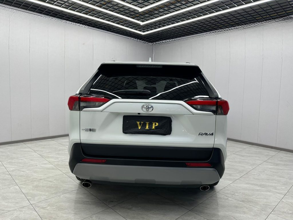 Toyota RAV4 2021 года 2,0 л CVT с передним приводом Style PLUS Edition - Huishida Trading