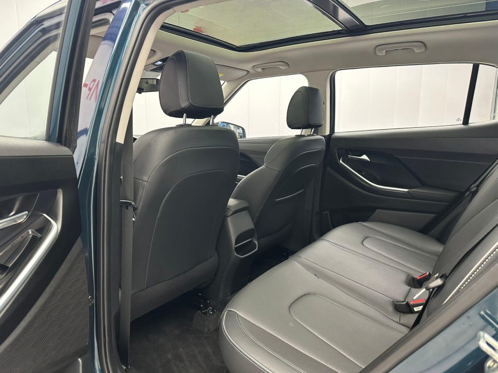 Beijing Hyundai ix25 2020 Model 1.5L CVT DLX Premium Edition - Huishida Trading