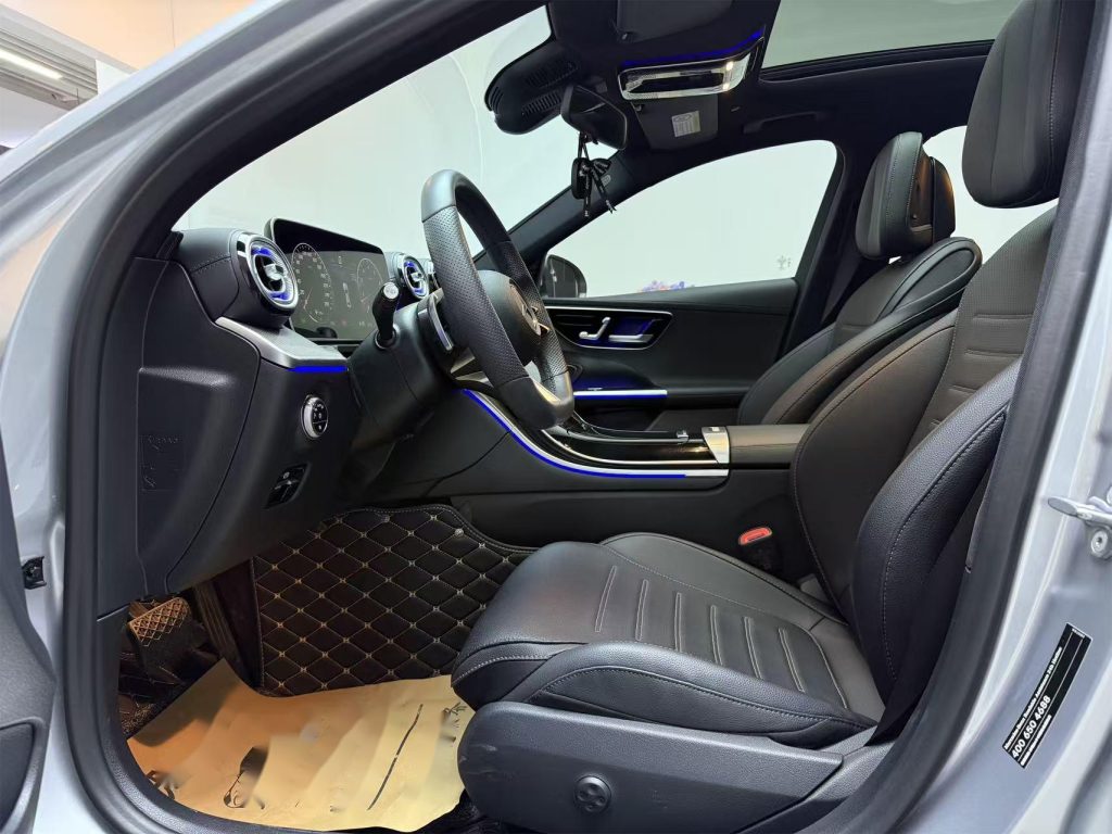 Mercedes-Benz C-Class 2022 Facelifted C 260 L Sport Edition - Huishida Trading