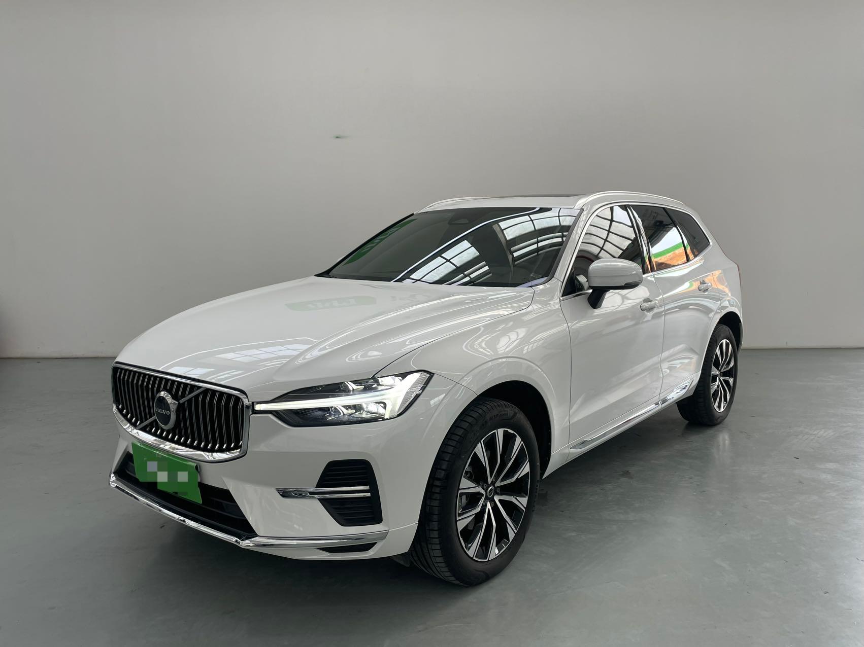 Volvo XC60  2023 Model B5 AWD Intelligent Luxury Edition