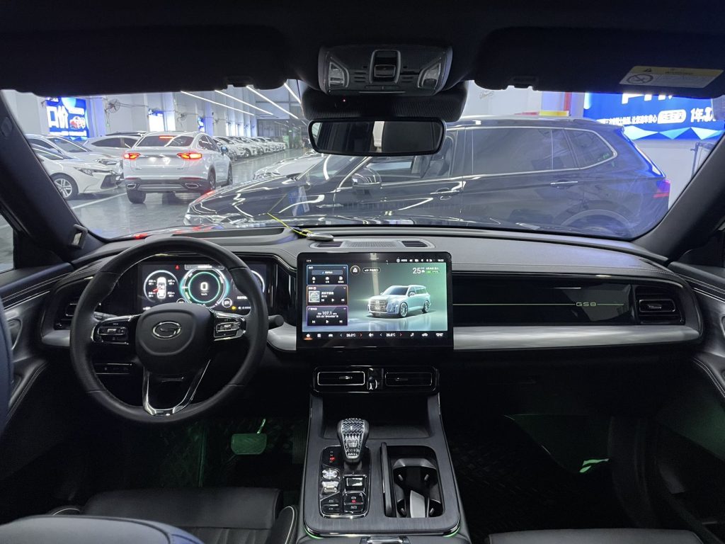 2022 GAC GS8 Dual-Power Series 2.0T AWD Premium Edition - Huishida Trading