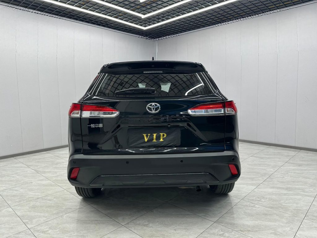 Toyota Corolla Cross 2022 года 2,0 л Pioneer Edition - Huishida Trading