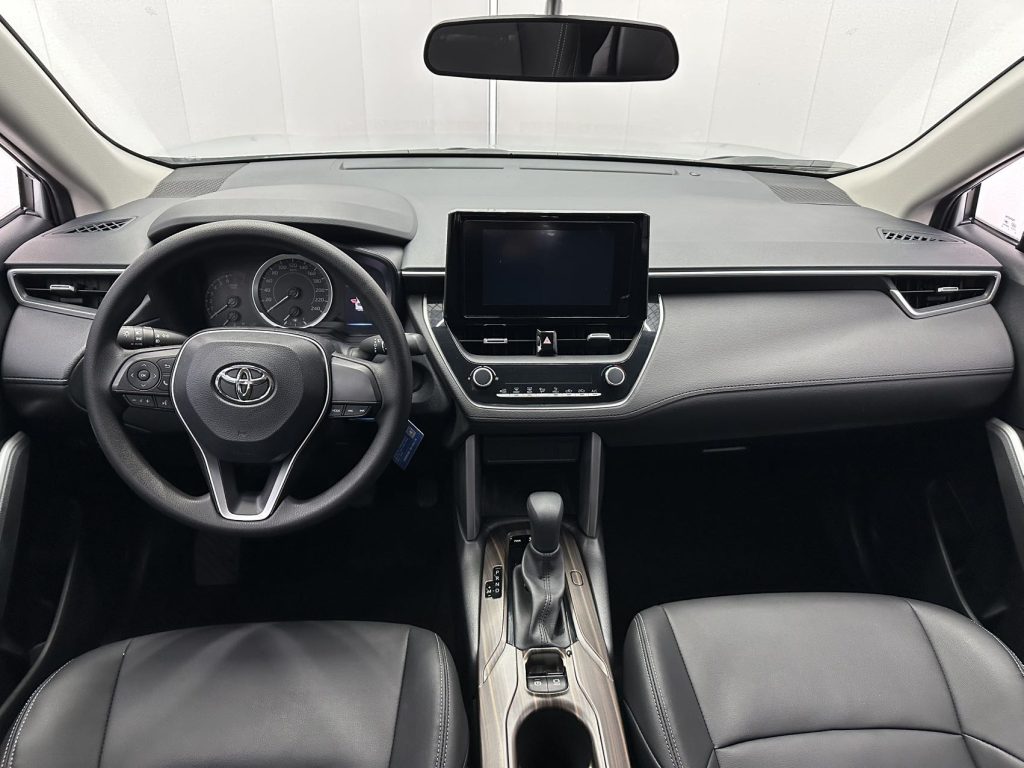 Toyota FRONTLANDER 2022 2.0L CVT Elite Edition - Huishida Trading