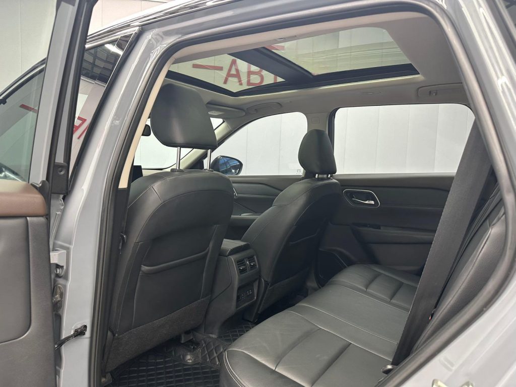 Nissan X-Trail 2021 VC-Turbo 300 CVT 4WD Premium Edition - Huishida Trading