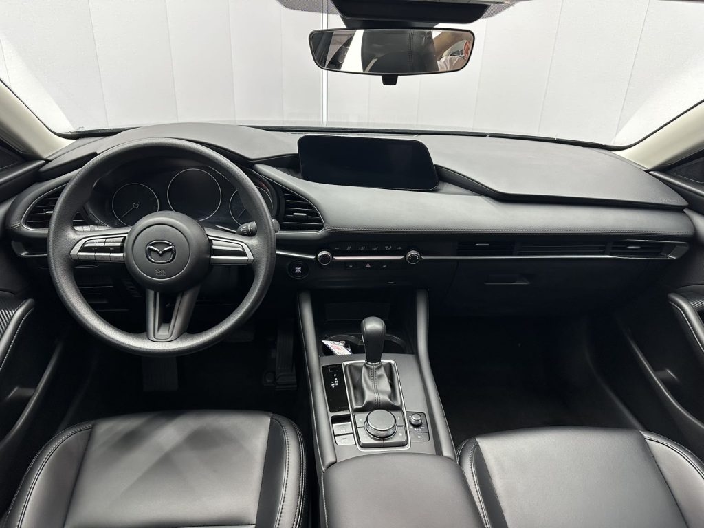 Mazda3 Axela 2021 1,5 л, автоматическая коробка передач, версия Quality Edition - Huishida Trading