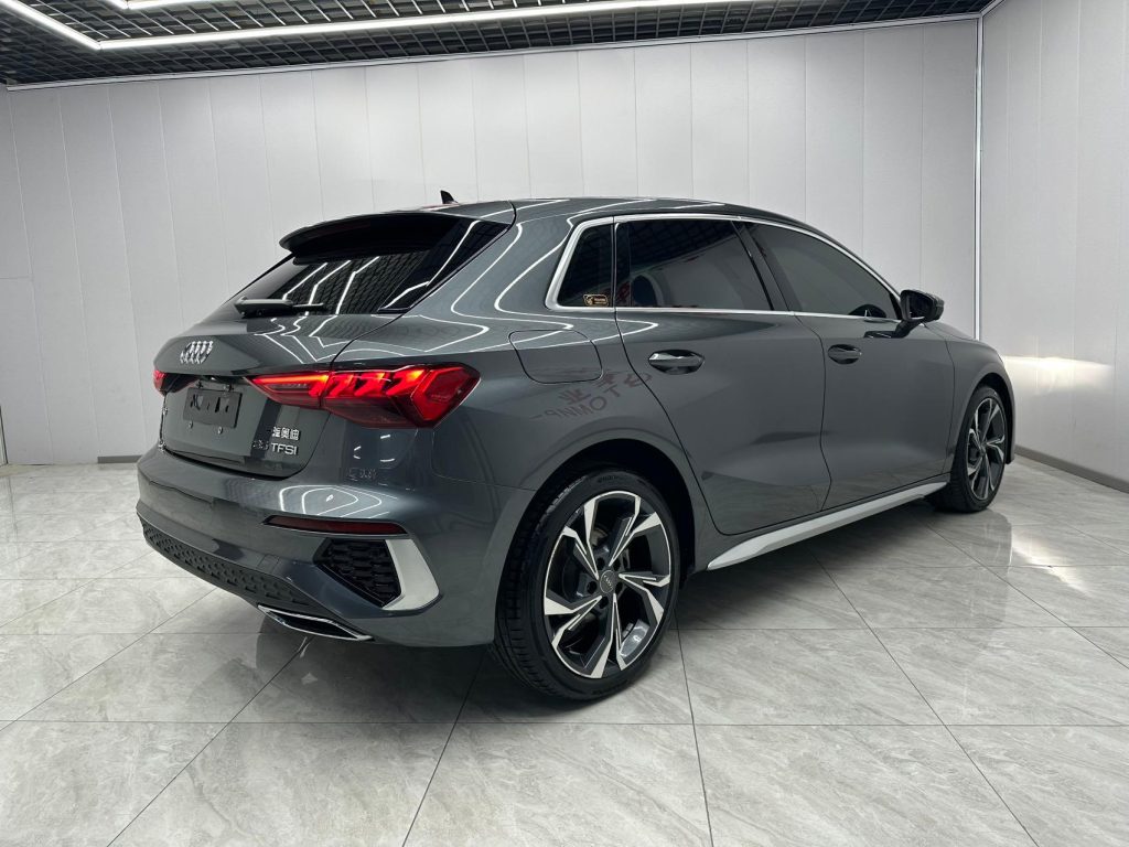 Audi A3 2021 Sportback 35 TFSI Premium Edition - Huishida Trading