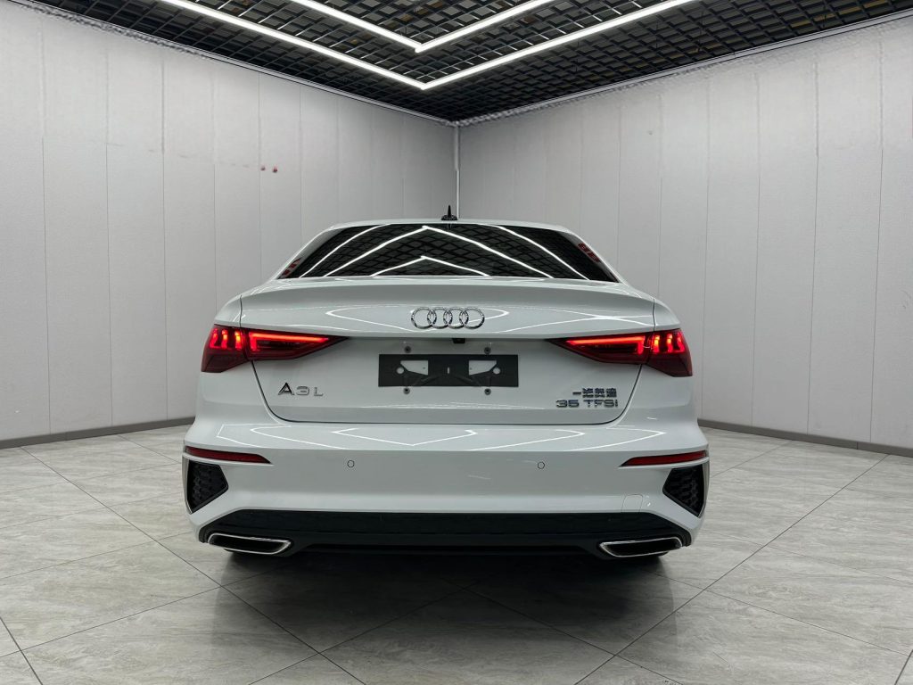 Audi A3 2021 Sportback 35 TFSI Sportline - Huishida Trading