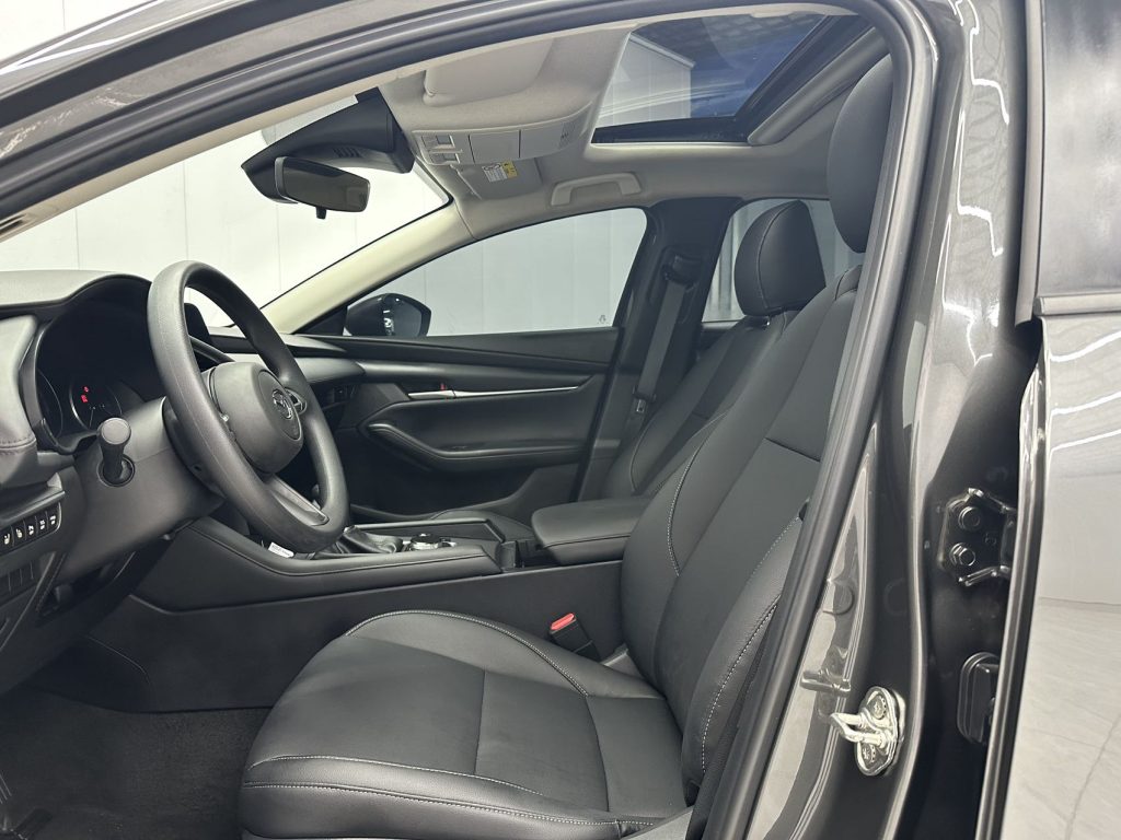 Mazda3 Axela 2021 1,5 л, автоматическая коробка передач, версия Quality Edition - Huishida Trading