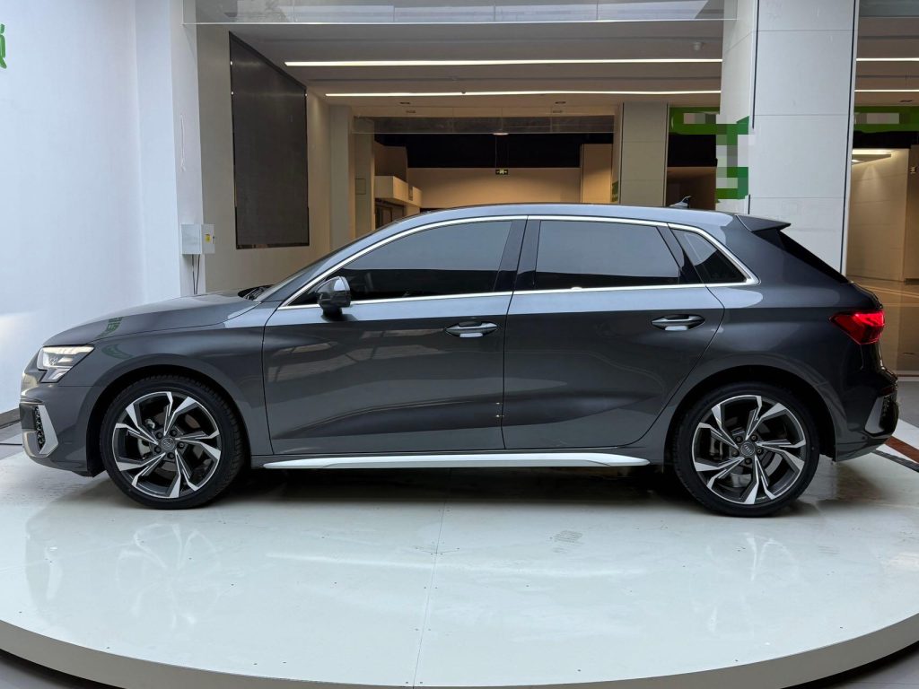 Audi A3 2021 Sportback 35 TFSI Premium Edition - Huishida Trading