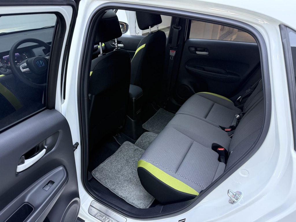 Honda Fit 2021 года 1,5 л CVT Trend Max Edition - Huishida Trading