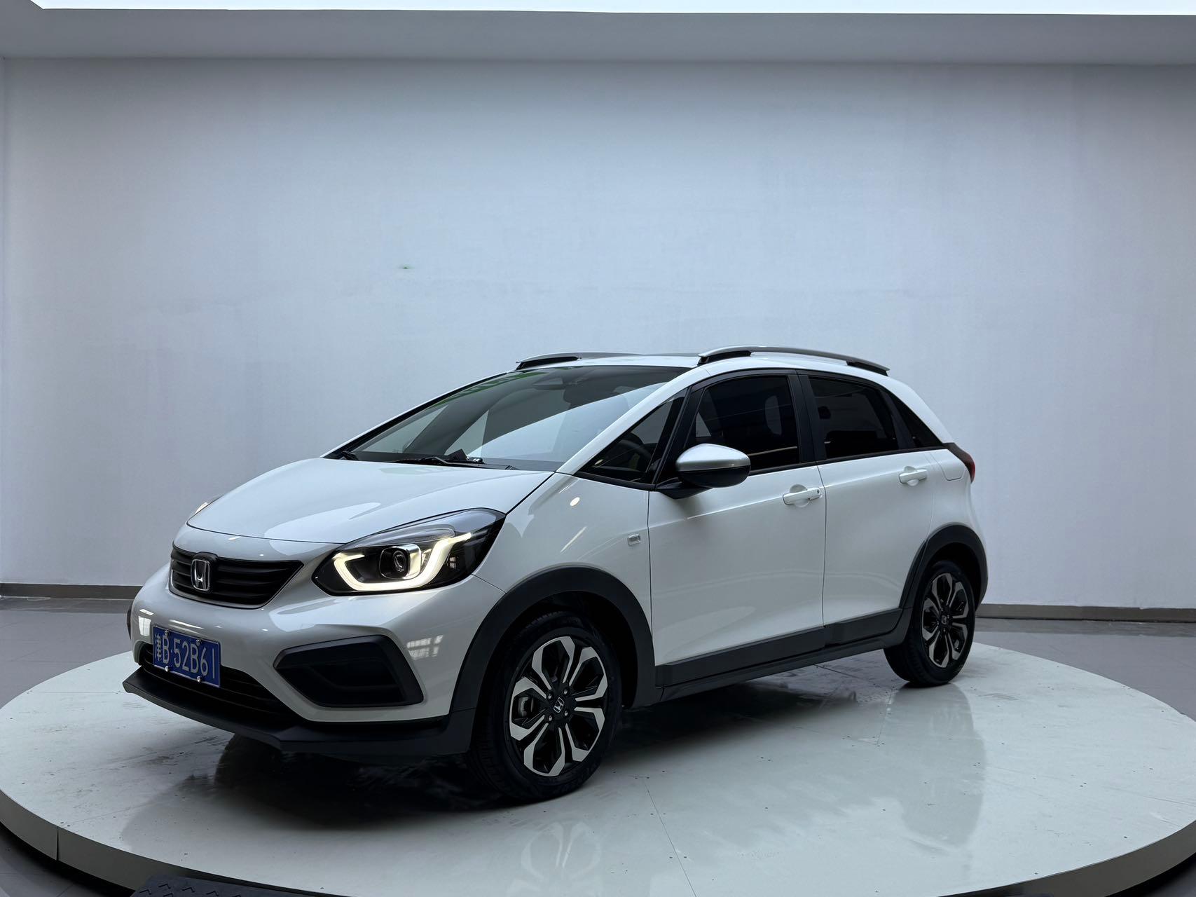 Honda Fit  2021 года  1,5 л CVT Trend Max Edition