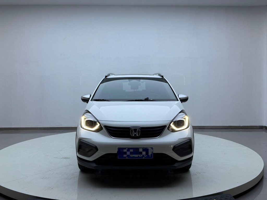 Honda Fit 2021 года 1,5 л CVT Trend Max Edition - Huishida Trading