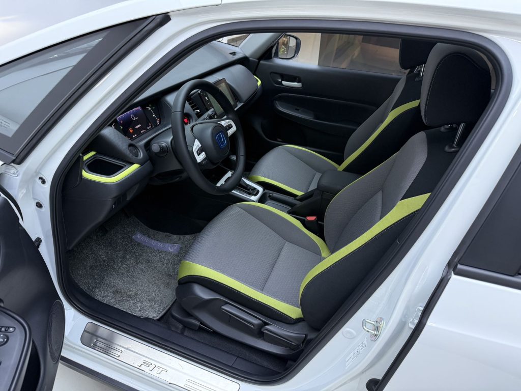 Honda Fit 2021 года 1,5 л CVT Trend Max Edition - Huishida Trading