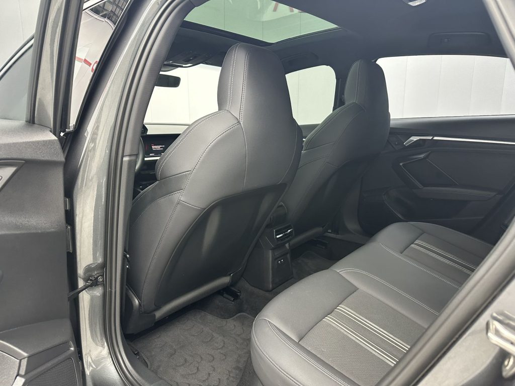 2022 Audi A3L Limousine 35 TFSI Sportline - Huishida Trading