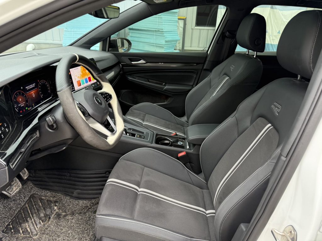 Volkswagen Golf 2023 года 280TSI DSG R-Line Lite - Huishida Trading