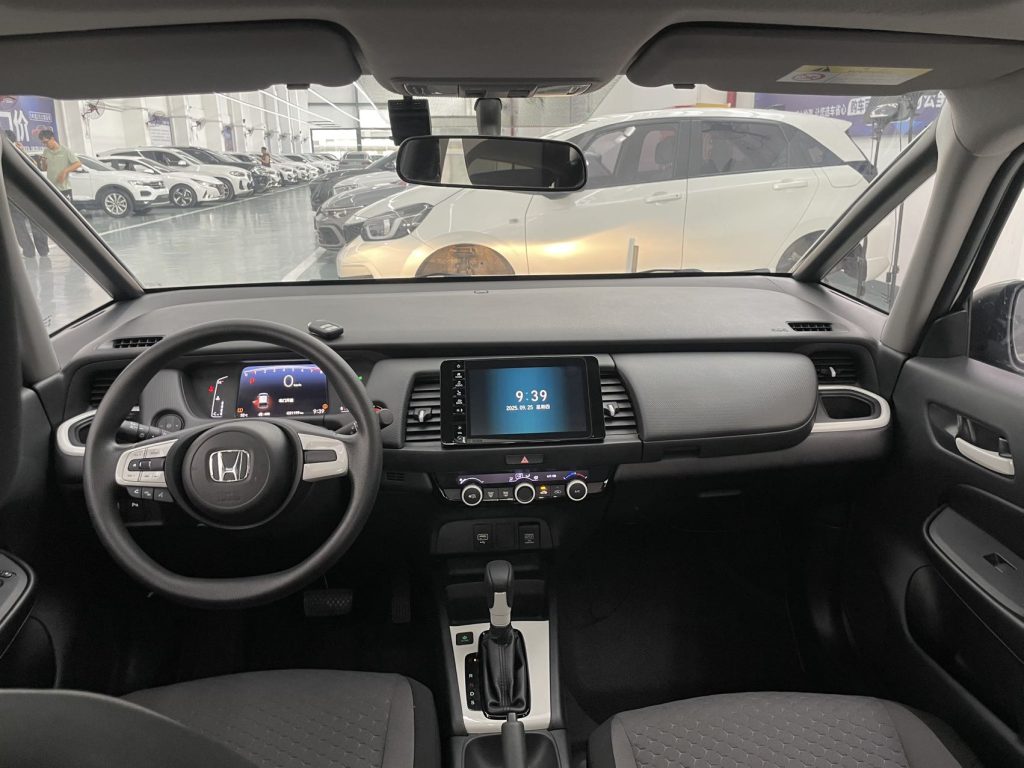 Honda Fit 2022 года 1,5 л CVT Sunroof Edition - Huishida Trading