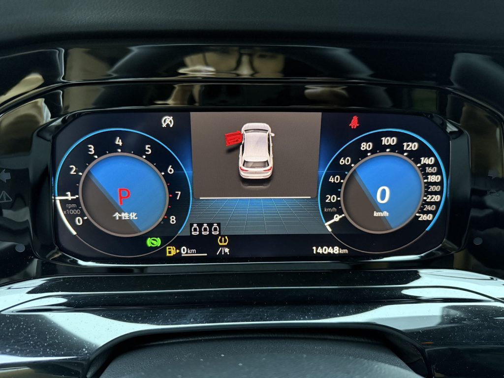 Volkswagen Golf 2021 года 280TSI DSG R-Line - Huishida Trading