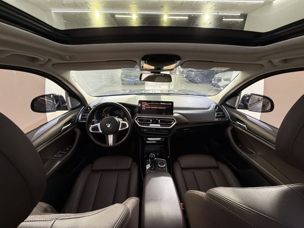 BMW X3 2022 xDrive30i Leading Edition M Night Package - Huishida Trading