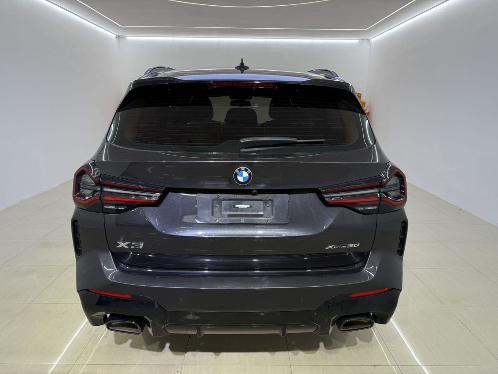 BMW X3 2022 xDrive30i Leading Edition M Night Package - Huishida Trading