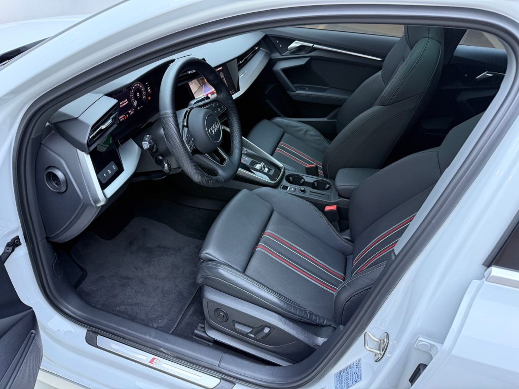 Audi A3 2021 Sportback 35 TFSI Спортивный стиль - Huishida Trading