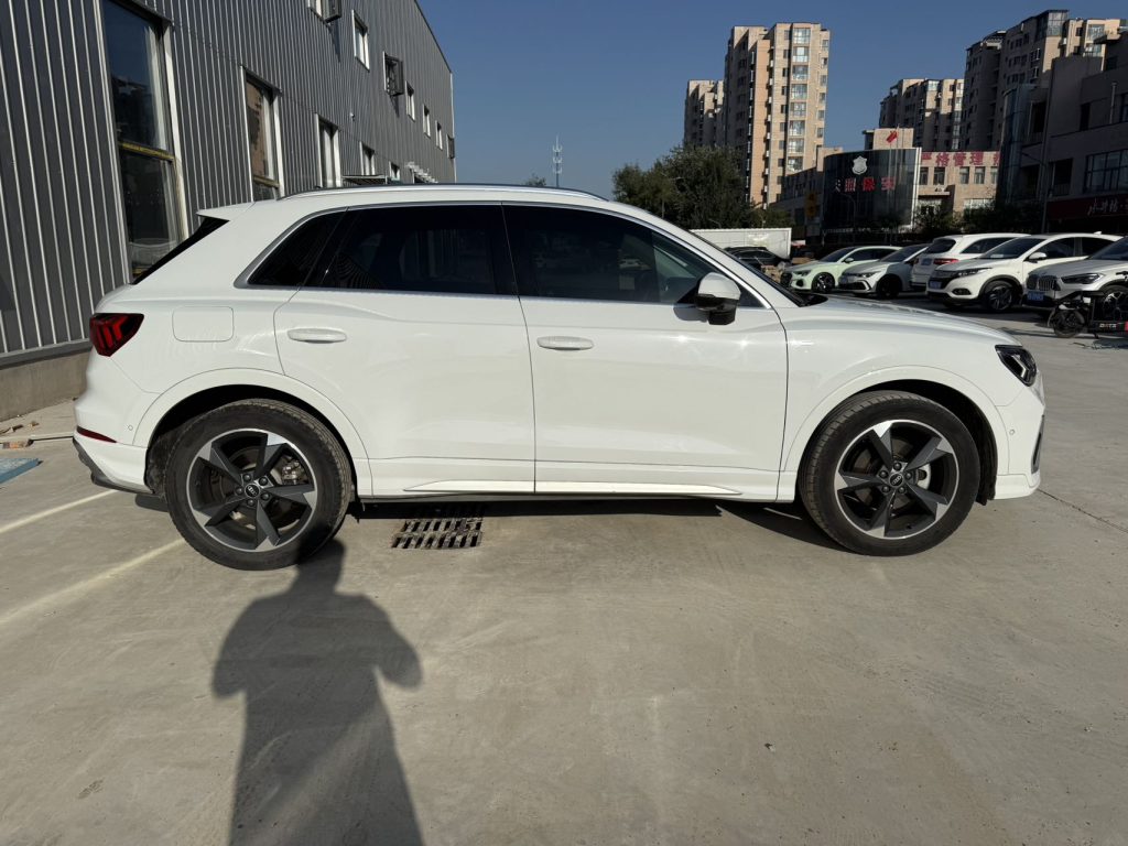 Audi Q3 2021 35 TFSI Sportline - Huishida Trading