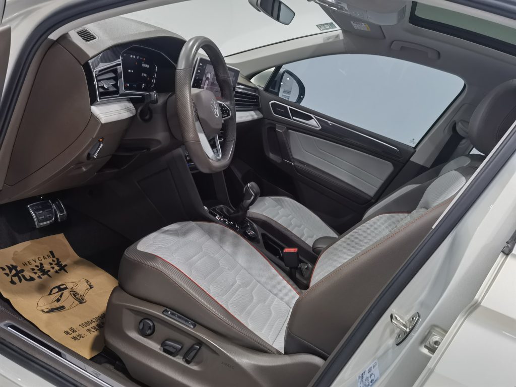 Volkswagen Tiguan L 2022 года 380TSI Автоматическая коробка передач, полный привод, R-Line Flagship Edition, 7-местный - Huishida Trading