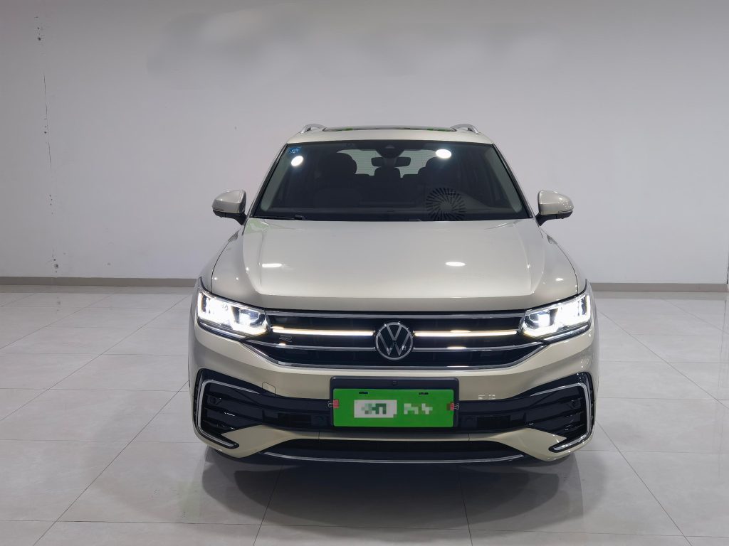 Volkswagen Tiguan L 2022 года 380TSI Автоматическая коробка передач, полный привод, R-Line Flagship Edition, 7-местный - Huishida Trading