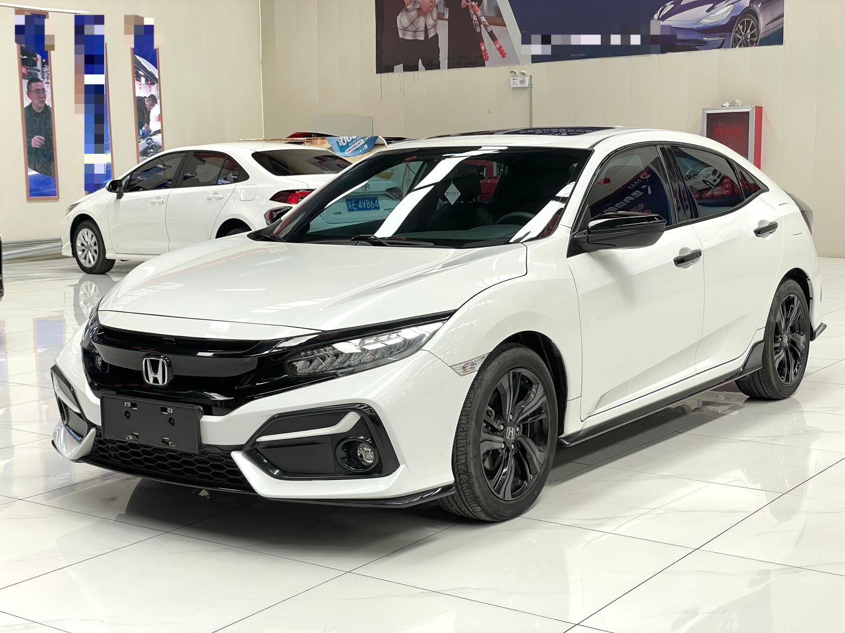 Honda Civic  2021 года  ХЭТЧБЭК 220TURBO CVT  Модный и стильный