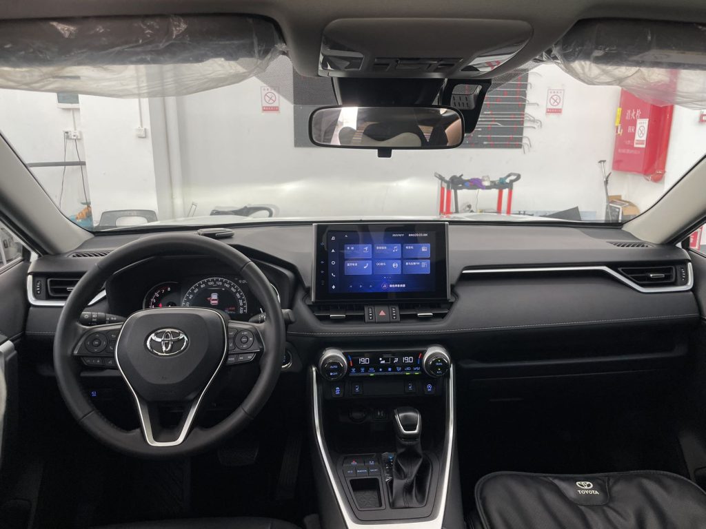 Toyota RAV4 2022 года 2,0 л CVT Передний привод Style Plus Edition - Huishida Trading