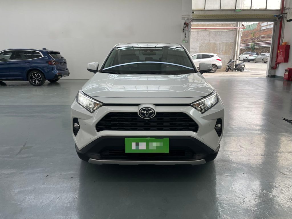 Toyota RAV4 2022 года 2,0 л CVT Передний привод Style Plus Edition - Huishida Trading