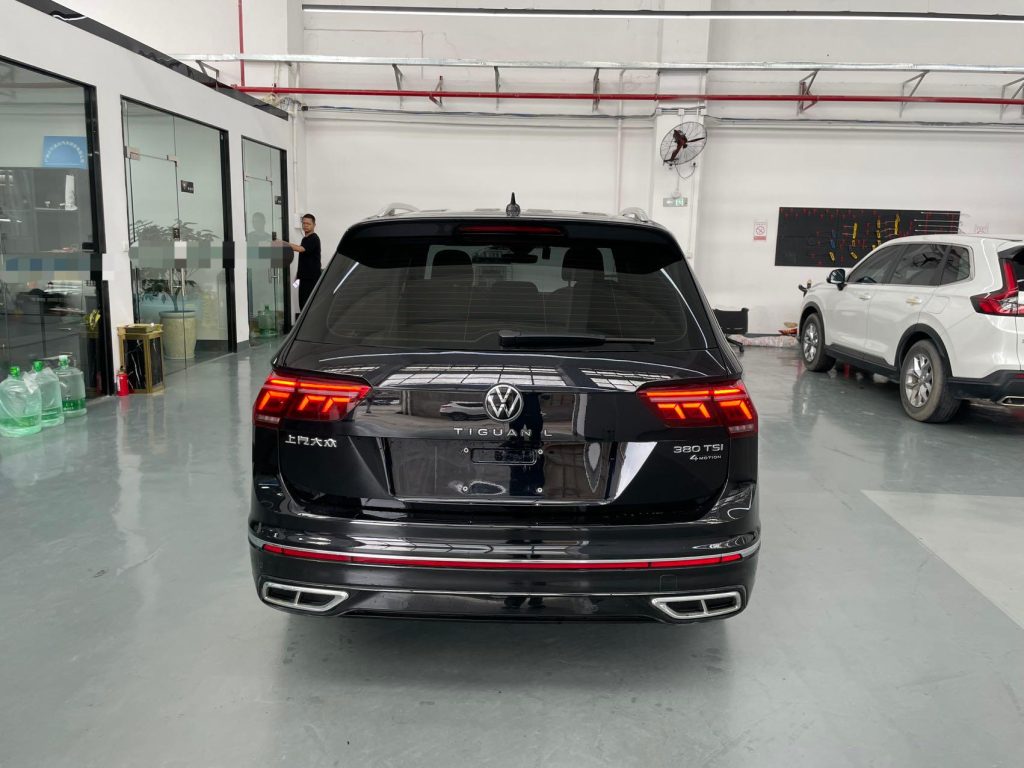 Volkswagen Tiguan L 2023 года 380TSI Автоматическая коробка передач 4WD R-Line Flagship Edition 7-местный - Huishida Trading