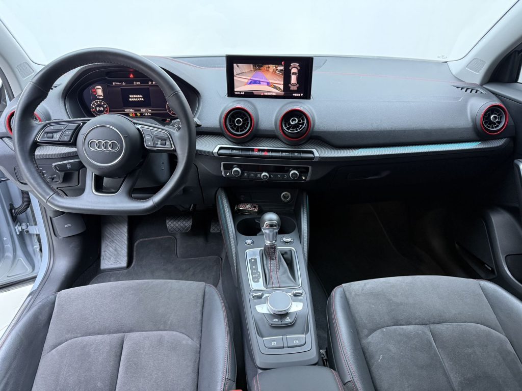 Audi Q2L 2022 35 TFSI Luxury Dynamic Edition - Huishida Trading