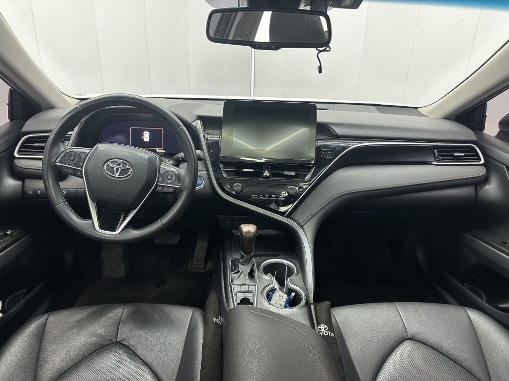 Toyota Camry 2021 2.5HG Luxury Edition - Huishida Trading