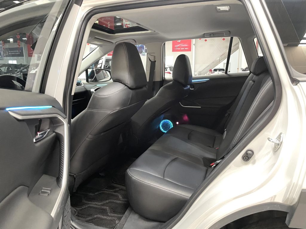 Toyota RAV4 2022 Model 2.0L CVT 4WD Style Plus Edition - Huishida Trading