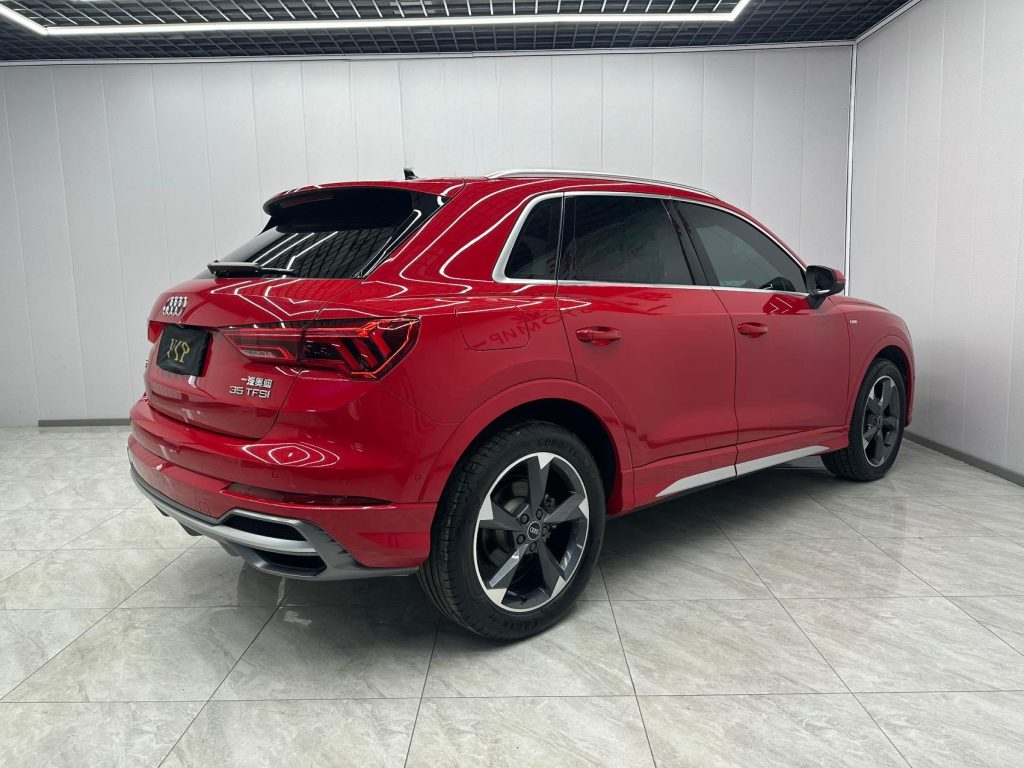Audi Q3 2021 года 35 TFSI Sportline - Huishida Trading