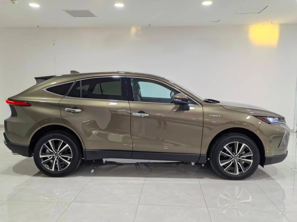 Toyota Harrier 2022 Dual-Hybrid 2.5L CVT FWD Luxury Edition - Huishida Trading