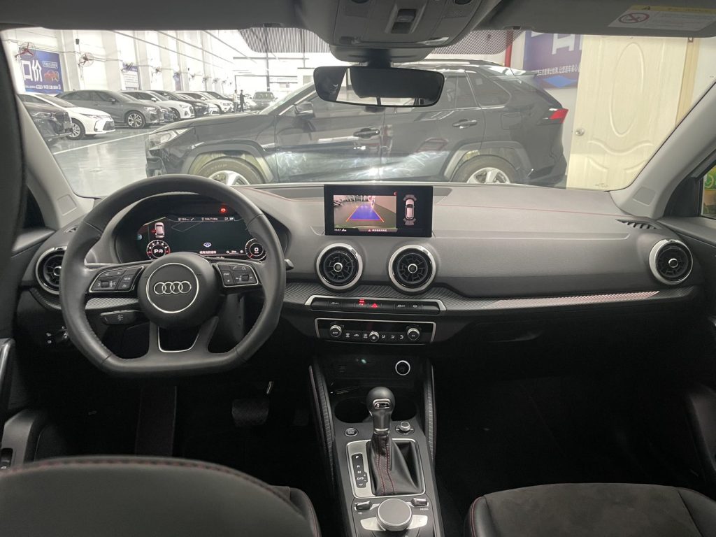 Audi Q2L 2022 35 TFSI Luxury Dynamic Edition - Huishida Trading