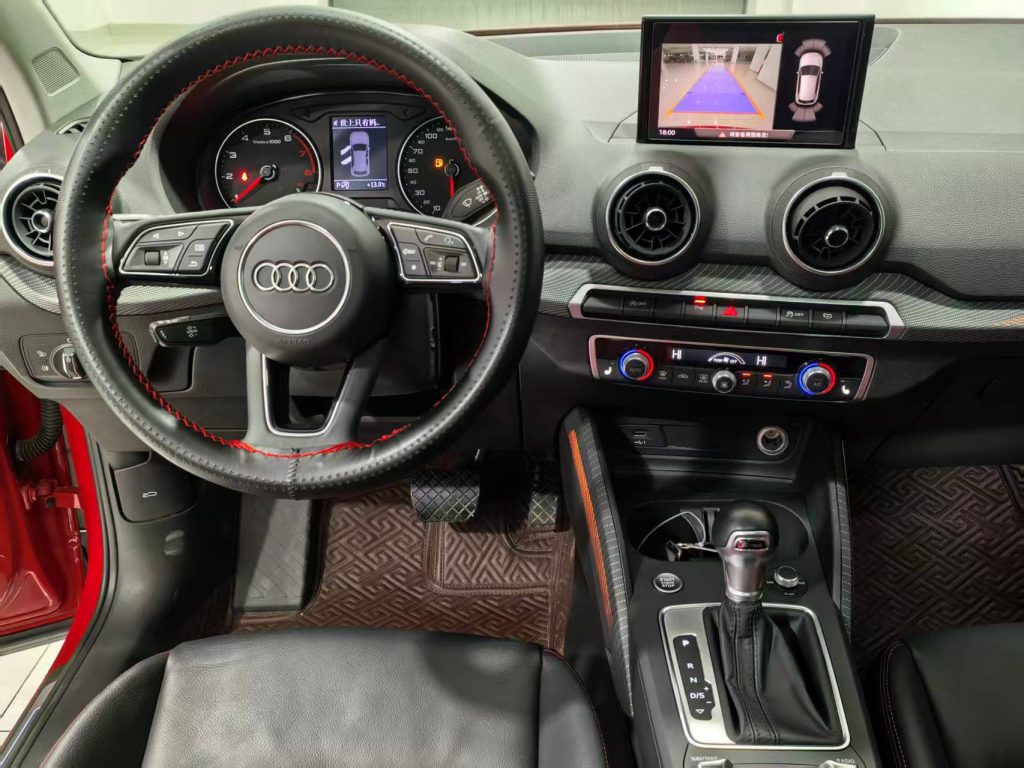 Audi Q2L 2021 35 TFSI Sporty Style - Huishida Trading
