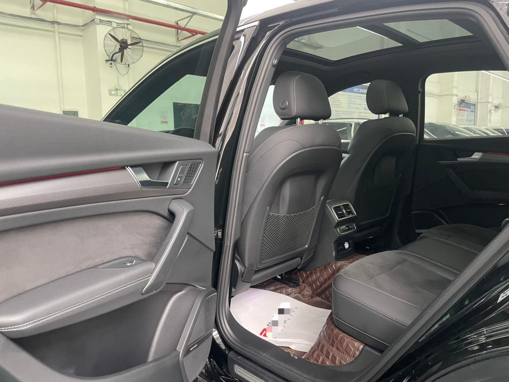 Audi Q5L Sportback 2021 года 45 TFSI Luxury - Huishida Trading