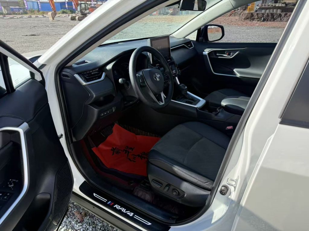 Toyota RAV4 2021 Model 2.0L CVT 4WD Style PLUS Edition - Huishida Trading